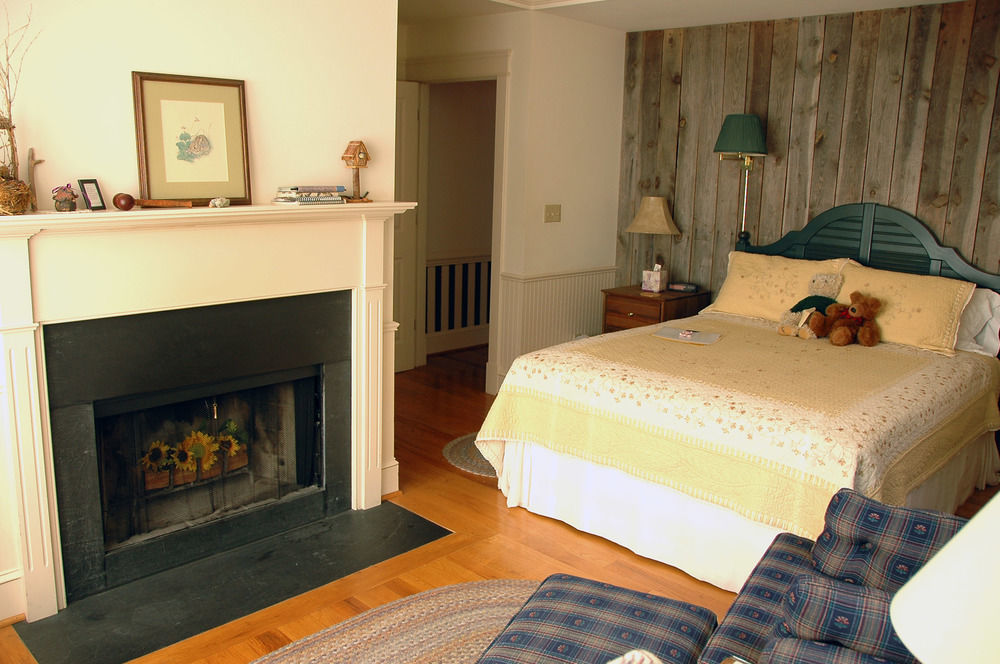 The Inn At Sugar Hollow Farm Crozet Extérieur photo