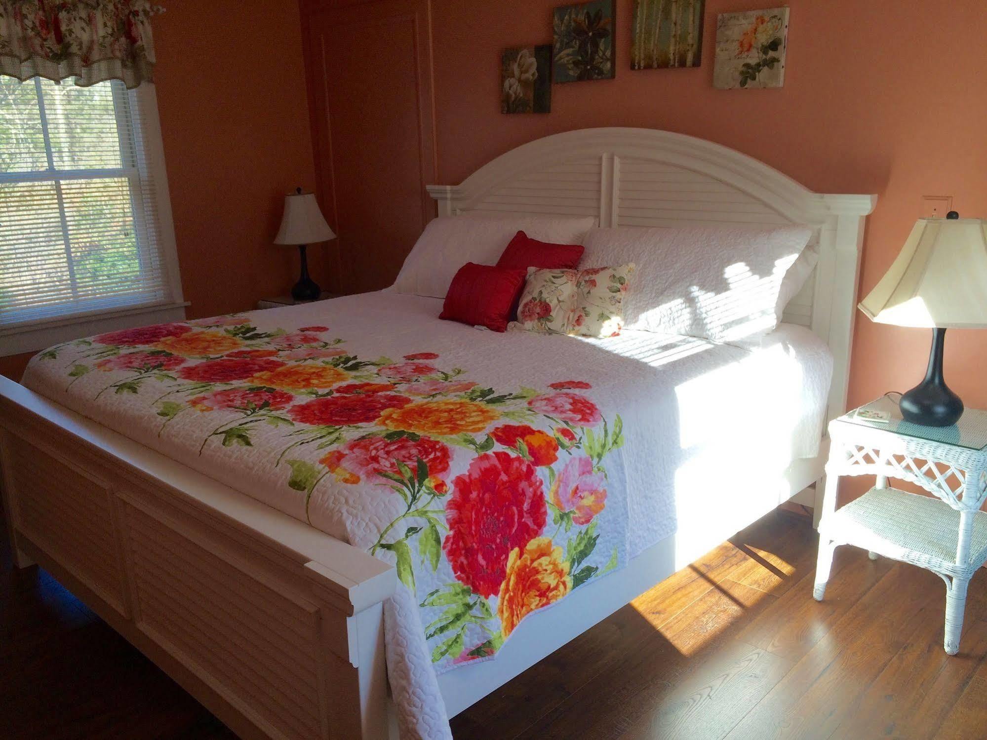 The Inn At Sugar Hollow Farm Crozet Extérieur photo