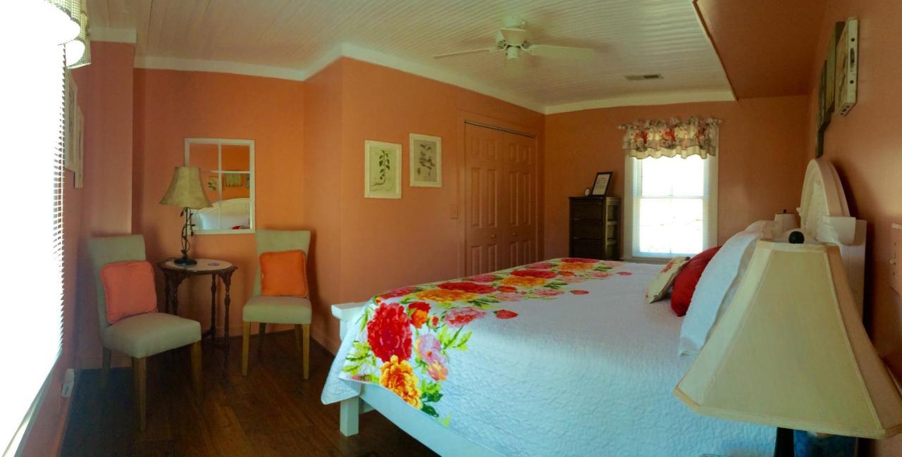 The Inn At Sugar Hollow Farm Crozet Extérieur photo